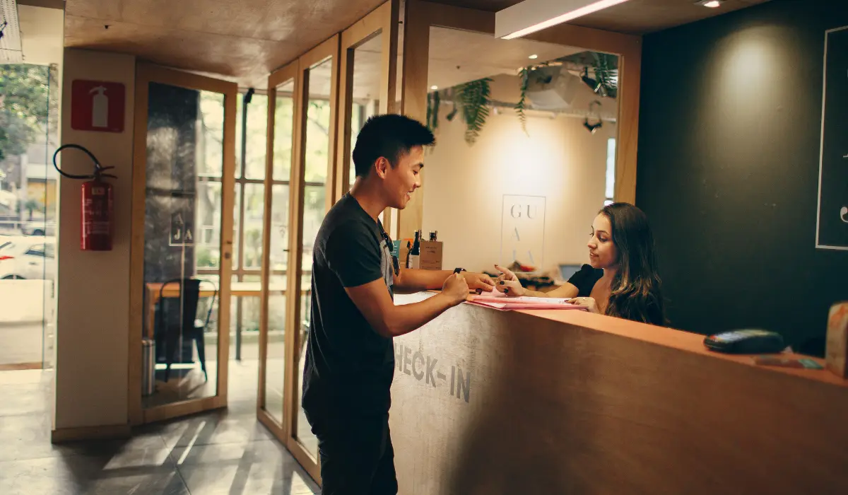 Reception & Front Desk Operations Training Course
